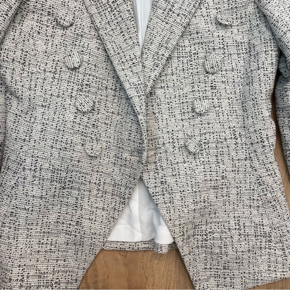 Bailey 44 tweed white and black buttoned jacket in excellent used condition - Picture 4 of 8